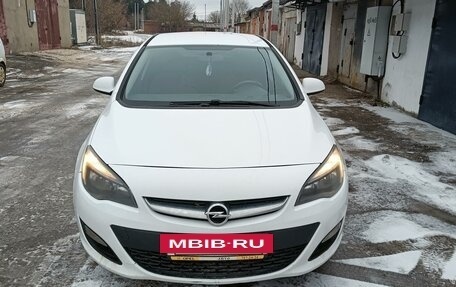 Opel Astra J, 2014 год, 800 000 рублей, 11 фотография