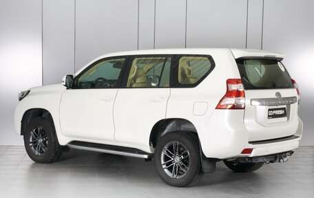 Toyota Land Cruiser Prado 150 рестайлинг 2, 2013 год, 3 250 000 рублей, 2 фотография