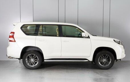 Toyota Land Cruiser Prado 150 рестайлинг 2, 2013 год, 3 250 000 рублей, 5 фотография