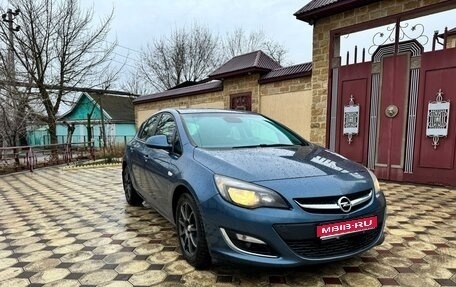 Opel Astra J, 2012 год, 770 000 рублей, 1 фотография