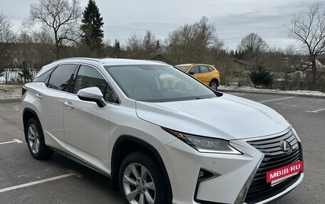 Lexus RX IV рестайлинг, 2017 год, 3 800 000 рублей, 5 фотография