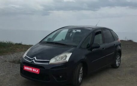 Citroen C4 Picasso II рестайлинг, 2010 год, 780 000 рублей, 1 фотография