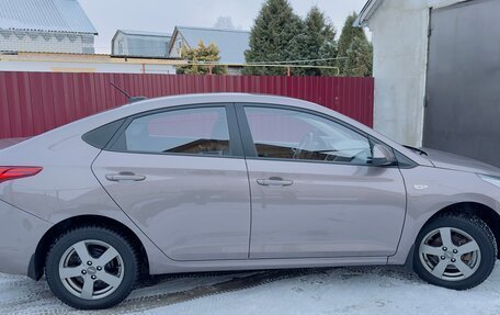 Hyundai Solaris II рестайлинг, 2018 год, 1 450 000 рублей, 2 фотография
