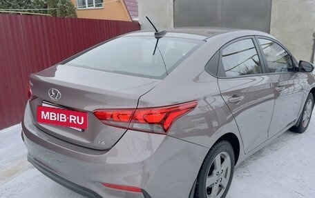 Hyundai Solaris II рестайлинг, 2018 год, 1 450 000 рублей, 3 фотография