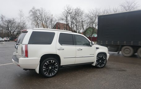 Cadillac Escalade III, 2011 год, 2 370 000 рублей, 10 фотография