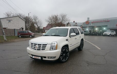 Cadillac Escalade III, 2011 год, 2 370 000 рублей, 21 фотография