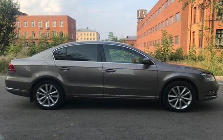 Volkswagen Passat B7, 2011 год, 1 680 000 рублей, 2 фотография