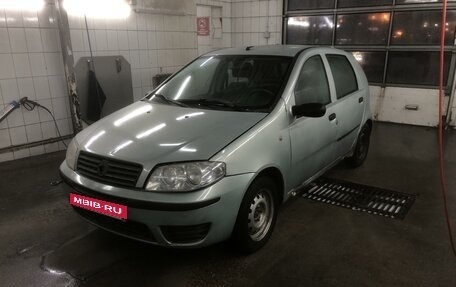 Fiat Punto III Punto Evo рестайлинг, 2003 год, 230 000 рублей, 2 фотография