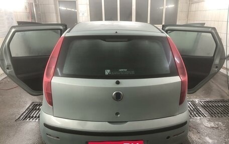 Fiat Punto III Punto Evo рестайлинг, 2003 год, 230 000 рублей, 8 фотография