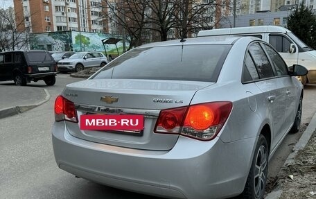 Chevrolet Cruze II, 2011 год, 770 000 рублей, 9 фотография