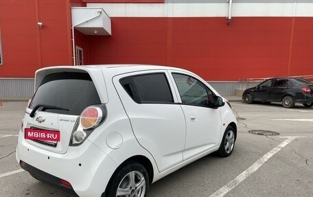 Chevrolet Spark III, 2012 год, 715 000 рублей, 3 фотография