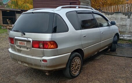 Toyota Ipsum II, 2000 год, 645 000 рублей, 5 фотография