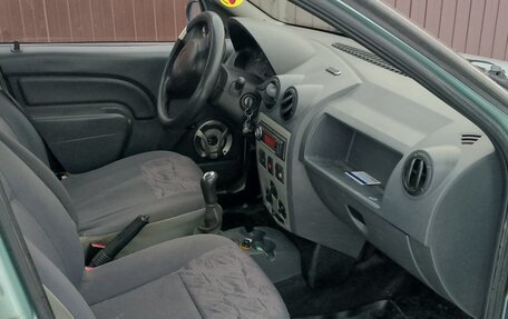 Renault Logan I, 2006 год, 250 000 рублей, 1 фотография