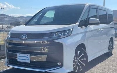 Toyota Noah, 2022 год, 3 400 000 рублей, 1 фотография