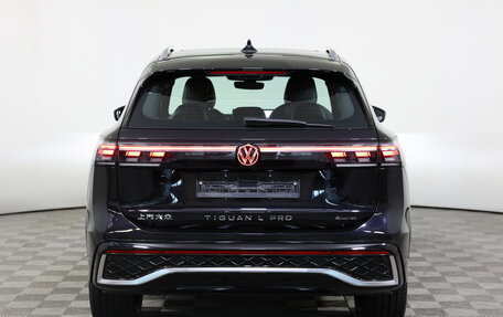 Volkswagen Tiguan, 2024 год, 6 350 000 рублей, 9 фотография