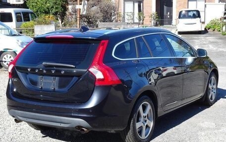 Volvo V60 I, 2013 год, 800 000 рублей, 8 фотография