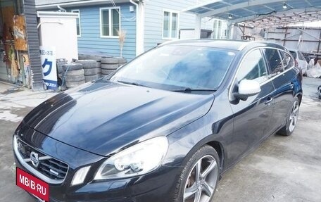 Volvo V60 I, 2013 год, 850 000 рублей, 2 фотография