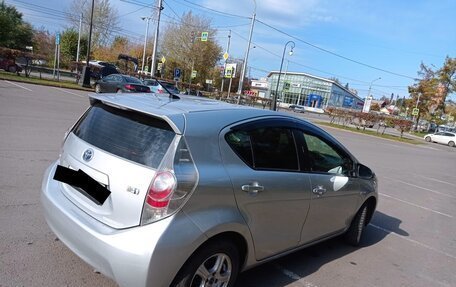 Toyota Aqua I, 2012 год, 850 000 рублей, 4 фотография