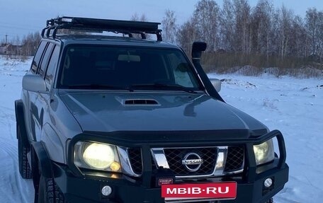 Nissan Patrol, 2005 год, 2 850 000 рублей, 2 фотография