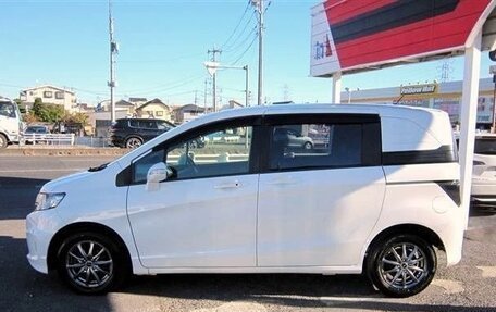 Honda Freed I, 2016 год, 940 000 рублей, 7 фотография