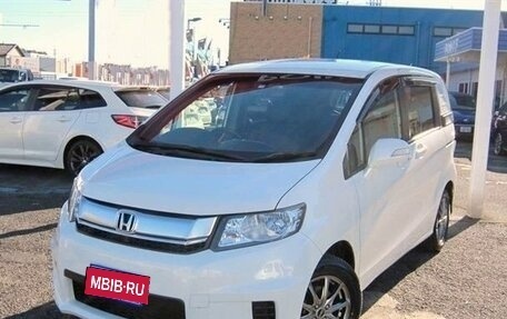 Honda Freed I, 2016 год, 940 000 рублей, 3 фотография