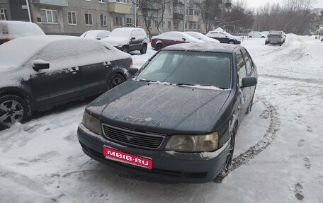 Nissan Bluebird XI, 2001 год, 260 000 рублей, 4 фотография