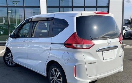 Honda Freed II, 2021 год, 1 650 000 рублей, 6 фотография