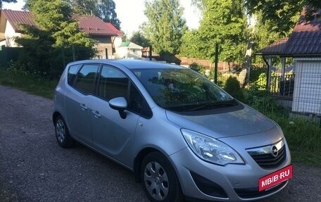 Opel Meriva, 2013 год, 950 000 рублей, 2 фотография