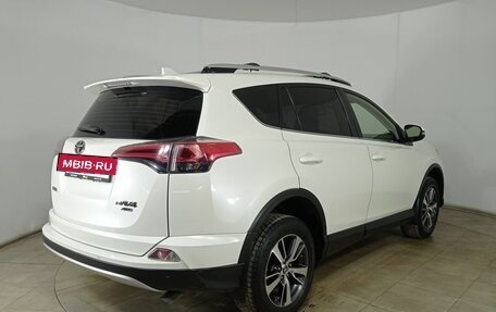 Toyota RAV4, 2015 год, 2 280 000 рублей, 5 фотография