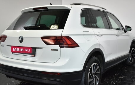 Volkswagen Tiguan II, 2018 год, 2 179 000 рублей, 6 фотография