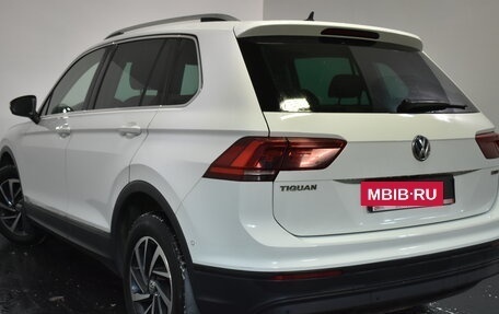 Volkswagen Tiguan II, 2018 год, 2 179 000 рублей, 4 фотография