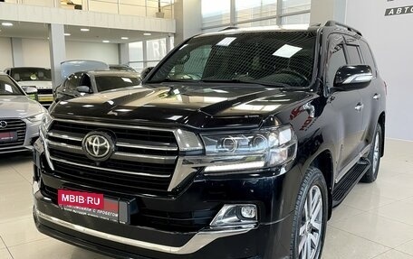 Toyota Land Cruiser 200, 2019 год, 8 247 000 рублей, 4 фотография