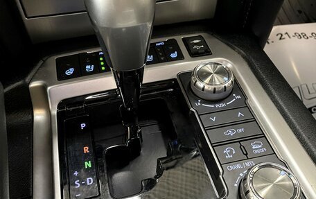 Toyota Land Cruiser 200, 2019 год, 8 247 000 рублей, 28 фотография