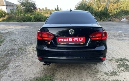 Volkswagen Jetta VI, 2011 год, 1 160 000 рублей, 7 фотография