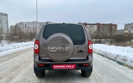 Chevrolet Niva I рестайлинг, 2014 год, 760 000 рублей, 6 фотография