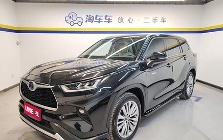 Toyota Highlander, 2022 год, 4 650 000 рублей, 1 фотография