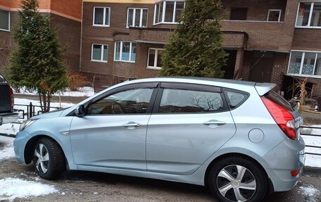 Hyundai Solaris II рестайлинг, 2011 год, 695 000 рублей, 4 фотография