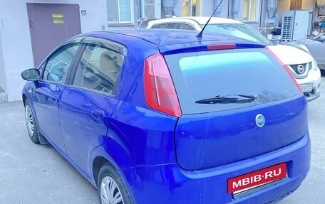 Fiat Punto III Punto Evo рестайлинг, 2007 год, 400 000 рублей, 3 фотография