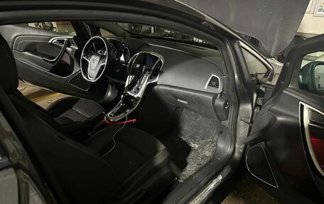 Opel Astra J, 2012 год, 950 000 рублей, 9 фотография