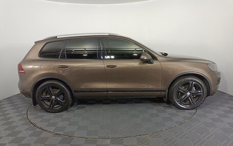 Volkswagen Touareg III, 2014 год, 3 085 000 рублей, 8 фотография