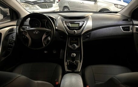 Hyundai Elantra V, 2013 год, 1 050 000 рублей, 10 фотография