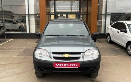 Chevrolet Niva I рестайлинг, 2017 год, 819 000 рублей, 2 фотография