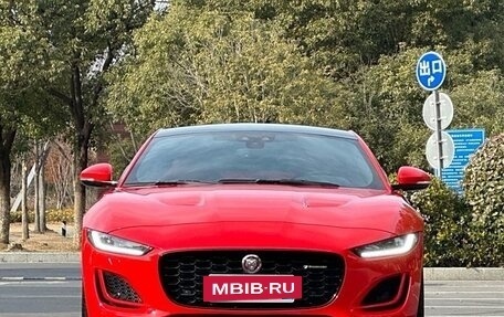 Jaguar F-Type I рестайлинг 2, 2022 год, 5 000 000 рублей, 2 фотография