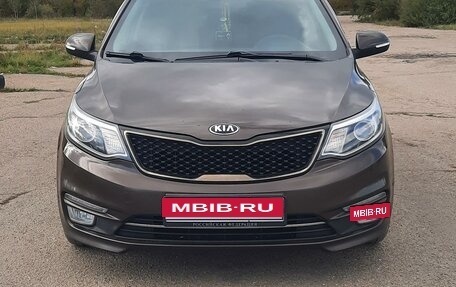 KIA Rio III рестайлинг, 2016 год, 1 385 000 рублей, 4 фотография