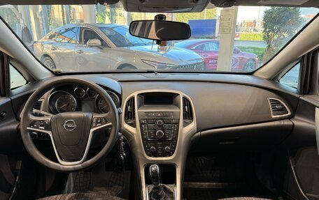 Opel Astra J, 2012 год, 695 000 рублей, 10 фотография