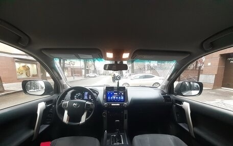 Toyota Land Cruiser Prado 150 рестайлинг 2, 2012 год, 3 150 000 рублей, 11 фотография