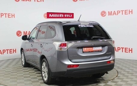 Mitsubishi Outlander III рестайлинг 3, 2012 год, 1 524 000 рублей, 7 фотография