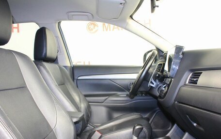 Mitsubishi Outlander III рестайлинг 3, 2012 год, 1 524 000 рублей, 10 фотография