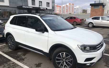 Volkswagen Tiguan II, 2019 год, 2 640 000 рублей, 6 фотография