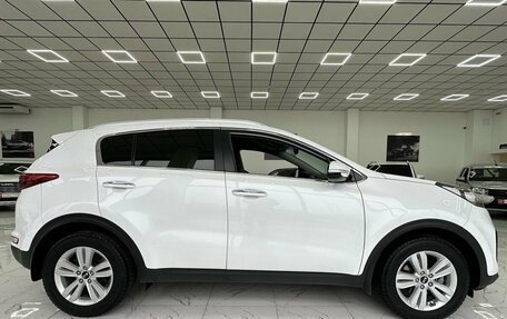 KIA Sportage IV рестайлинг, 2018 год, 2 399 000 рублей, 10 фотография